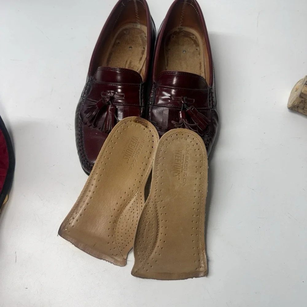 Vintage Bass Weejuns Tassel Loafers 9 D  Men's Burgundy Leather Slip On READ